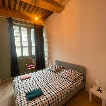 Elegant 2 Chambres Vieille Ville Besançon Buitenkant foto