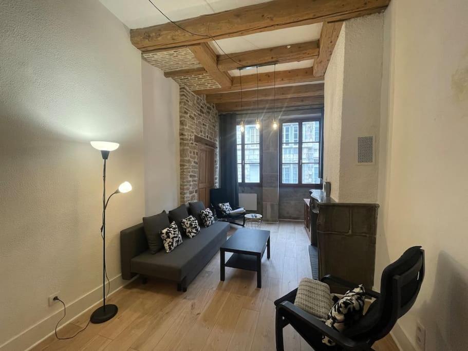 Elegant 2 Chambres Vieille Ville Besançon Buitenkant foto